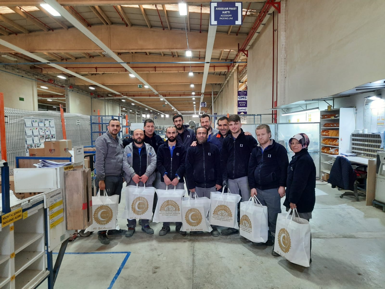 40. Yılımıza Özel Üyelerimiz İçin Hazırlattığımız Paşabahçe Hediye Setlerimiz YATAŞ Fabrikamızda Dağıtıldı