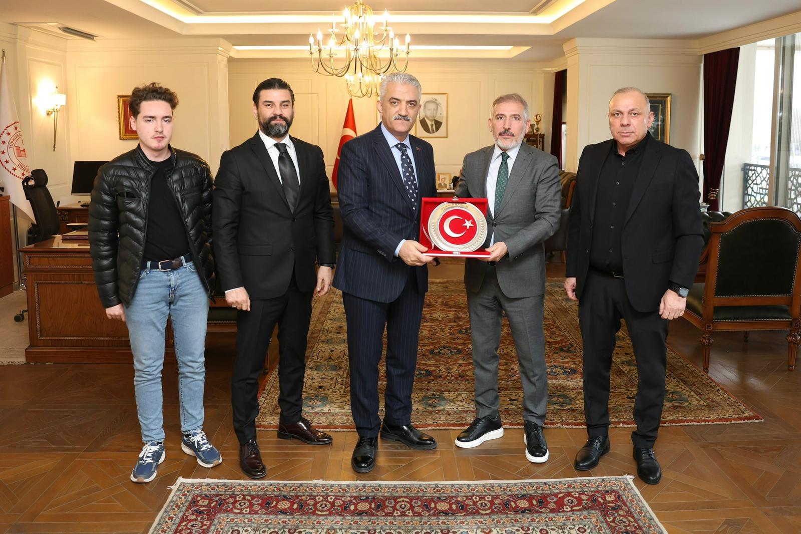 GENEL BAŞKANIMIZ DOLU'DAN DÜZCVE VALİSİ MEHMET MAKAS'A ZİYARET