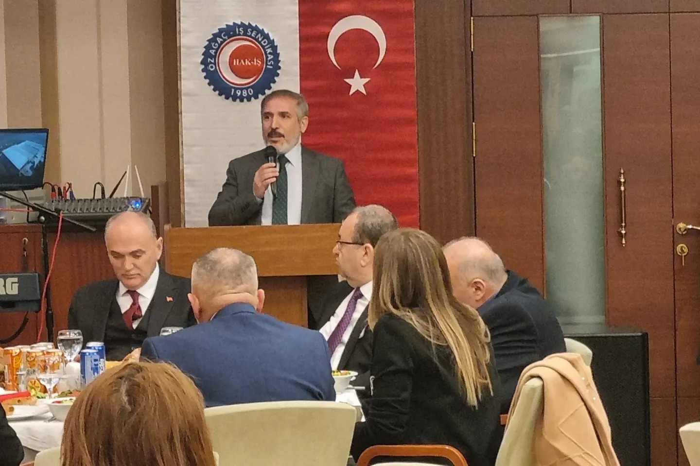 GENEL BAŞKANIMIZ DOLU, KELEBEK MOBİLYA KADINLAR GÜNÜ PROGRAMINA KATILDI